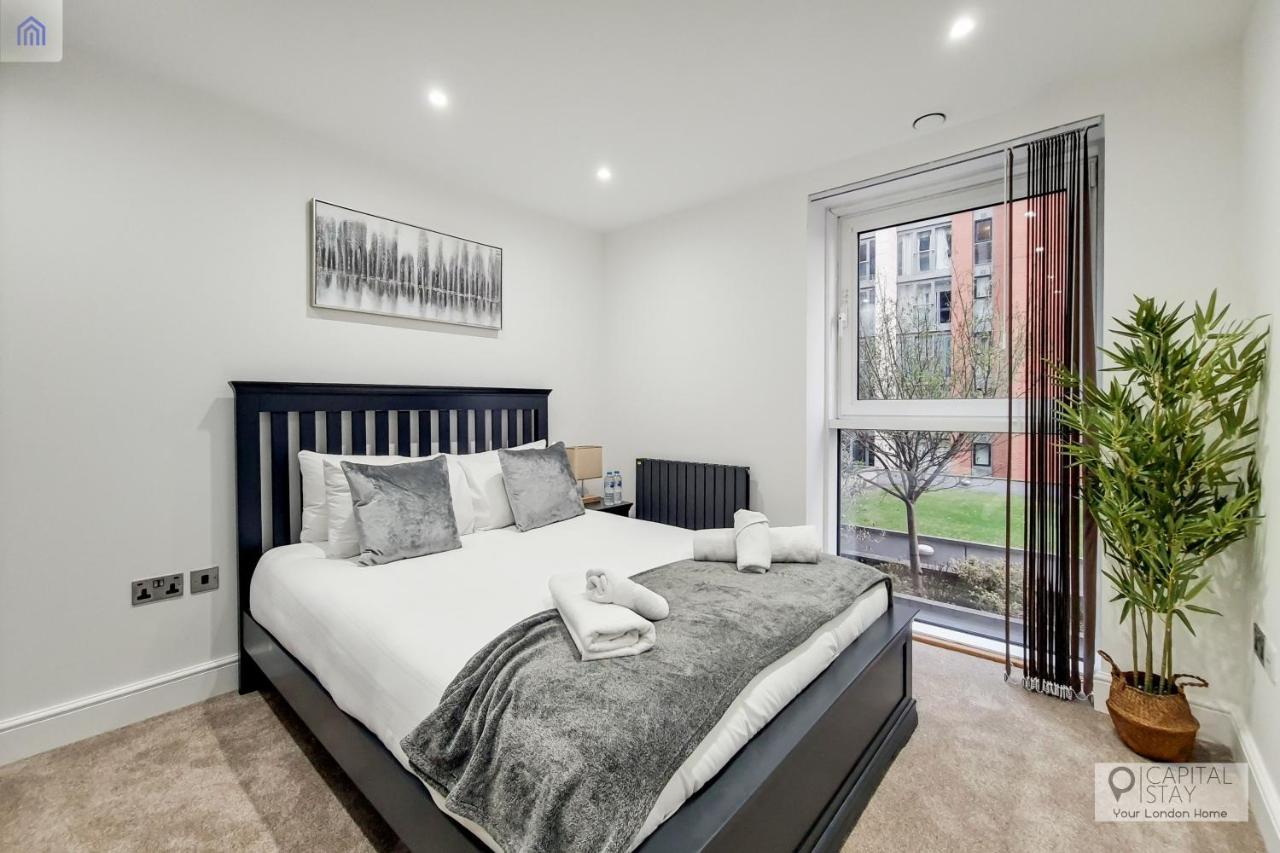 Free Parking - Stylish Three Bedroom Apartment By London Excel Esterno foto